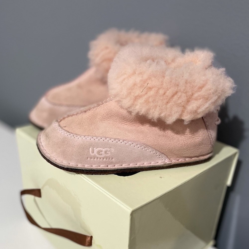 Ugg Toddler girl boots